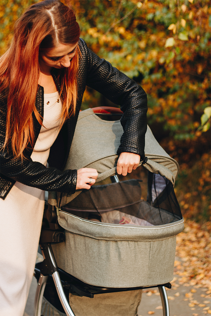 Як доглядати за колясками: урок від Carrello 3