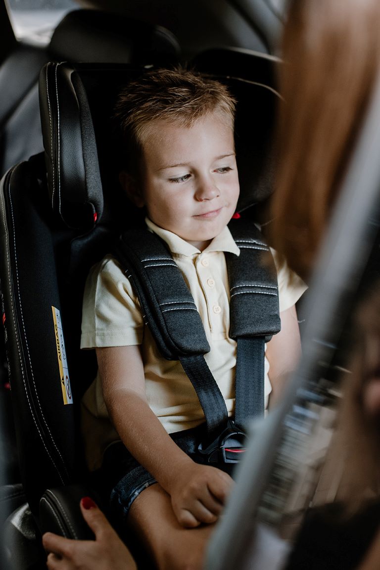 Космічна поїздка від Carrello, або як малюк подружився з автокріслом 2