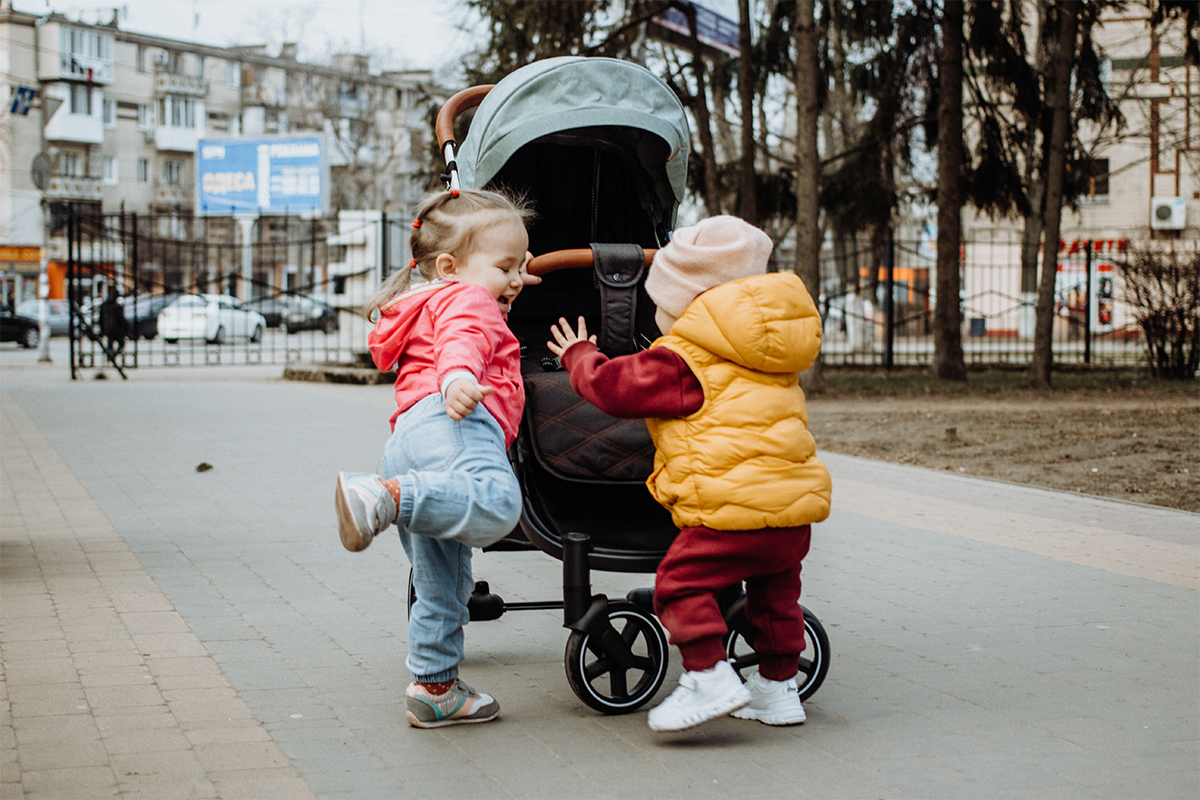 П'ять лайфхаків для сучасних мам, або як використовувати дитячі товари, щоб було легше жити 1